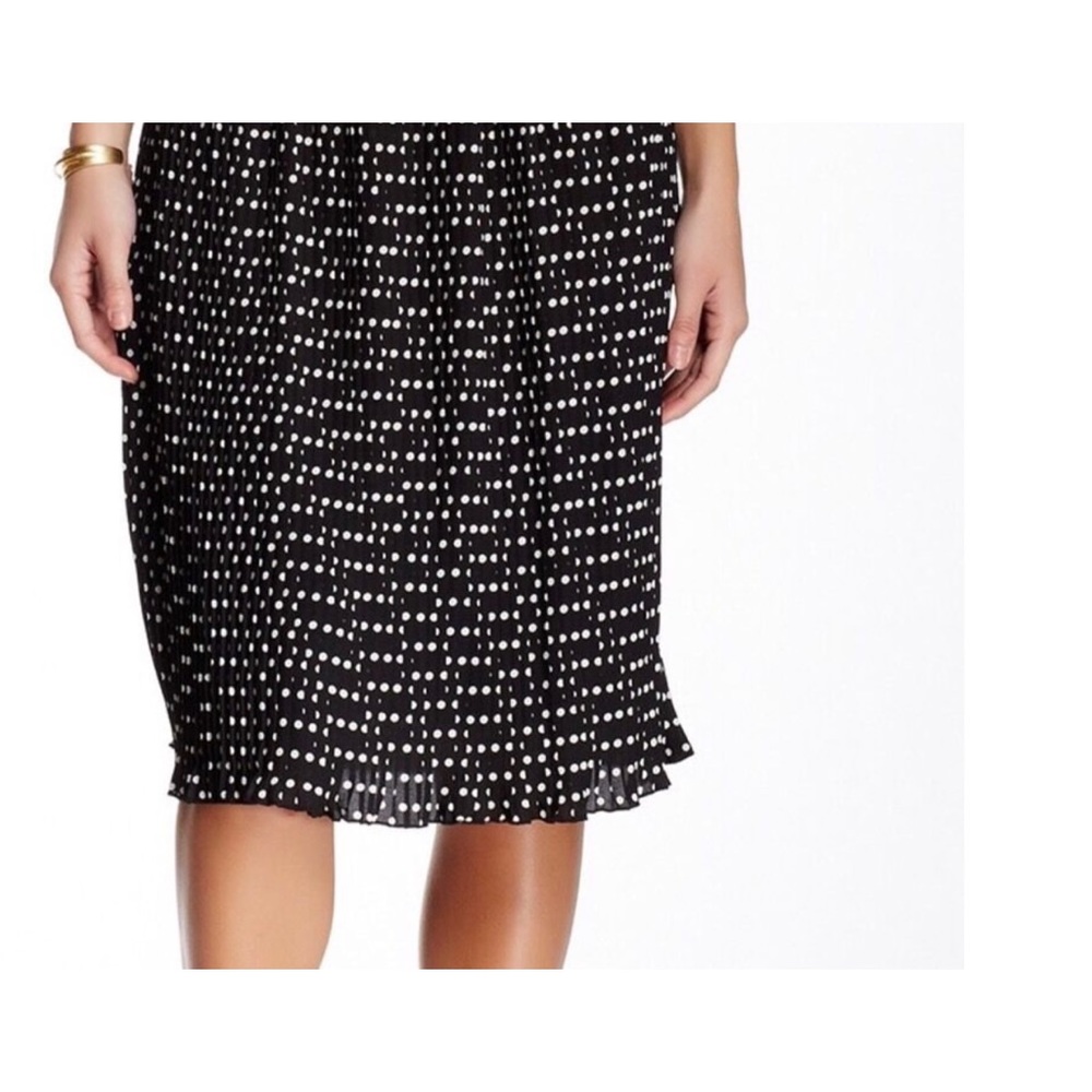 English Laundry polka dot skirt with pleats in medium